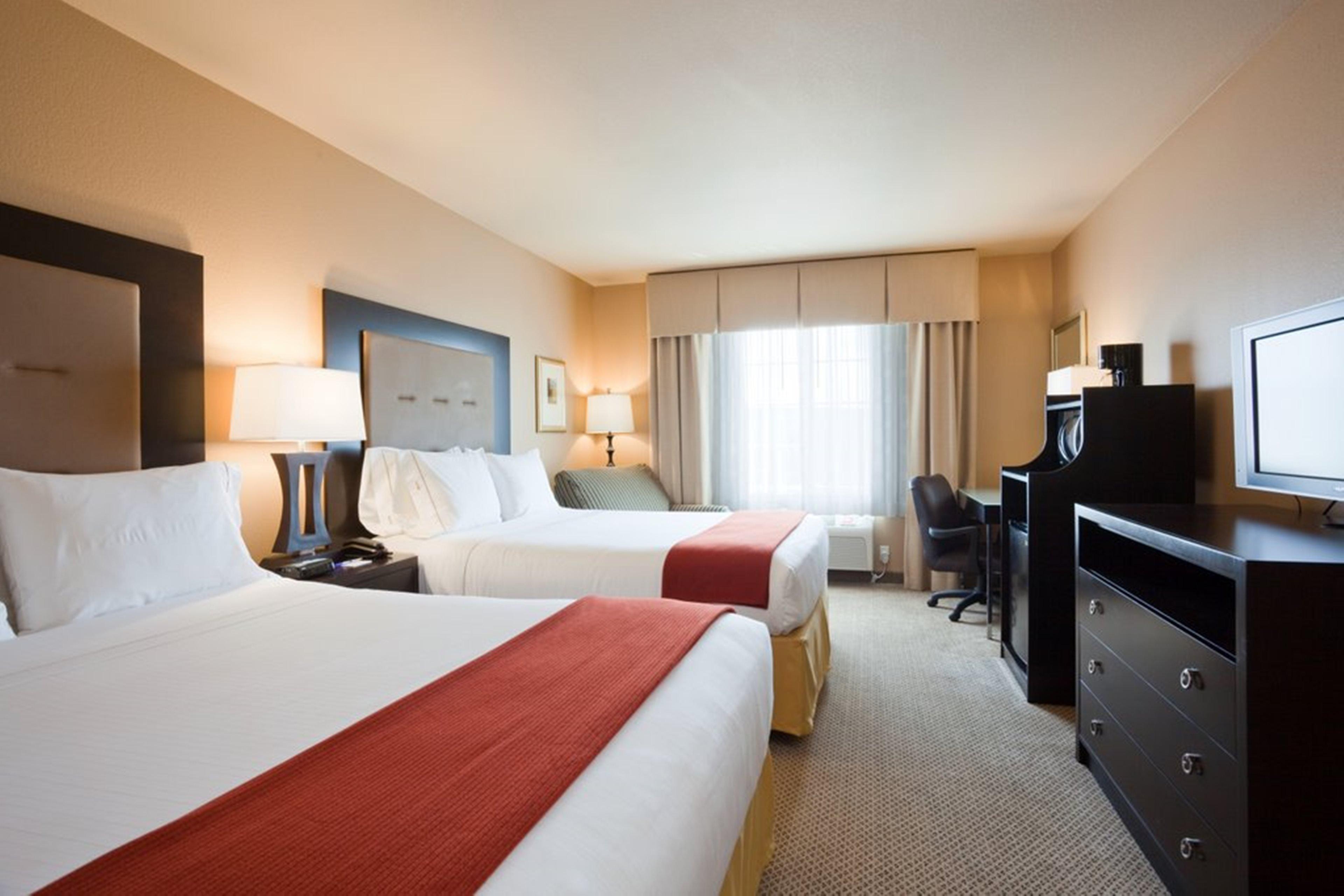 Holiday Inn Express & Suites Cumberland - La Vale By Ihg Экстерьер фото