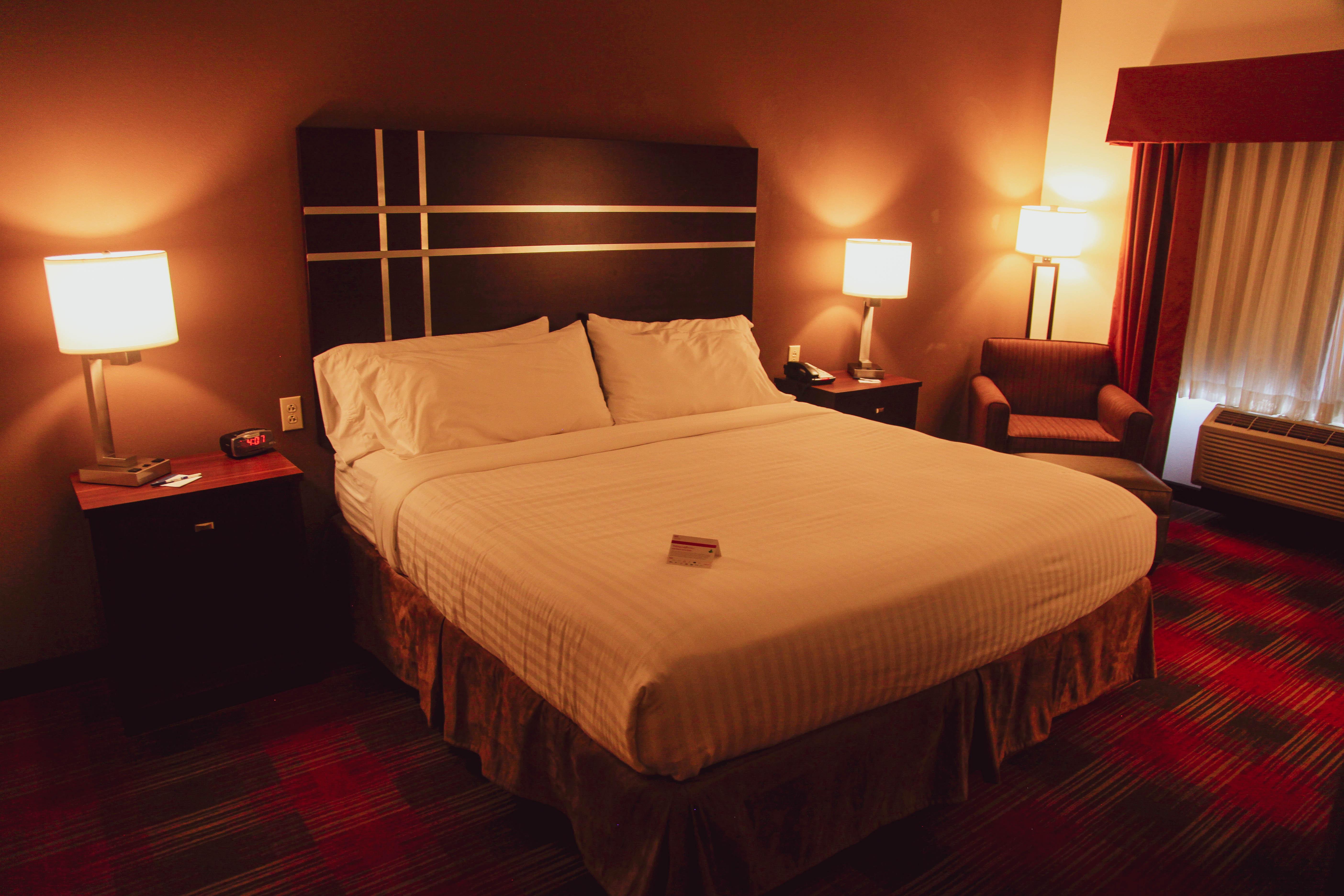 Holiday Inn Express & Suites Cumberland - La Vale, An Ihg Hotel Экстерьер фото